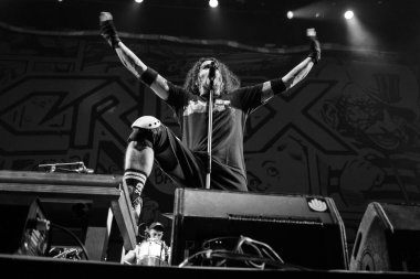 Şarkıcılar 22 Mart 2024 'te İspanya' nın başkenti Madrid 'deki Kaos Bölgesi Festivali' nde konser verdiler.