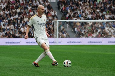 Zinedine Zidane, Real Madrid ile FC Porto arasında oynanan Corazon Classic 2024 yardım maçı sırasında Madrid 'deki Santiago Bernabeu Stadyumu' nda 23 Mart 2024 tarihinde oynanacak.