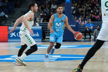 Movistar Estudiantes 'in oyuncusu, WiZink Center' da Movistar Estudiantes ile Amics Castello arasında oynanan LEB Oro Maçı sırasında görüldü. 21 Mart 2024 İspanya