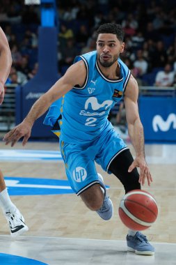 Movistar Estudiantes 'in oyuncusu, WiZink Center' da Movistar Estudiantes ile Amics Castello arasında oynanan LEB Oro Maçı sırasında görüldü. 21 Mart 2024 İspanya