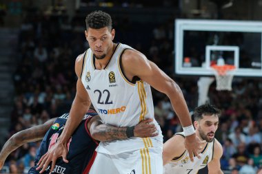 Real Madrid 'den Edy Tavares, Real Madrid ile Baskonia Vitoria Gasteiz arasında oynanan EuroLeague maçı sırasında 5 Nisan 2024 tarihinde İspanya' nın başkenti Madrid 'de oynanmıştır.