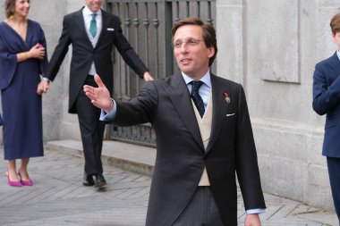 Jose Luis Martinez-Almeida, Jose Luis Martinez-Almeida ile Teresa Urquijo 'nun düğünü sırasında, San Francisco de Borja bölgesinde, 6 Nisan 2024, Madrid, İspanya.