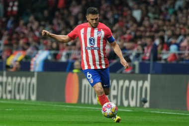 UEFA Şampiyonlar Ligi sırasında Atletico de Madrid 'den Koke, Madrid' den At Madrid ve Borussia Dortmund arasında 10 Nisan 2024 tarihinde Madrid İspanya 'da kuruldu.. 