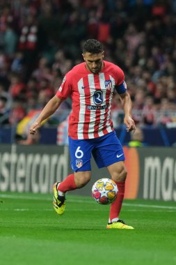 UEFA Şampiyonlar Ligi sırasında Atletico de Madrid 'den Koke, Madrid' den At Madrid ve Borussia Dortmund arasında 10 Nisan 2024 tarihinde Madrid İspanya 'da kuruldu.. 
