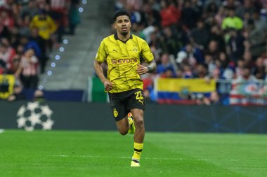 UEFA Şampiyonlar Ligi sırasında Borussia Dortmund 'dan Ian Maatsen, Madrid' den Borussia Dortmund arasında, 10 Nisan 2024 'te Madrid' de İspanya 'da.. 