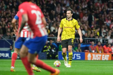 UEFA Şampiyonlar Ligi sırasında Borussia Dortmund 'un Mats Hummels' i, Madrid ve Borussia Dortmund arasında, 10 Nisan 2024 'te Madrid' de İspanya 'da kuruldu.. 
