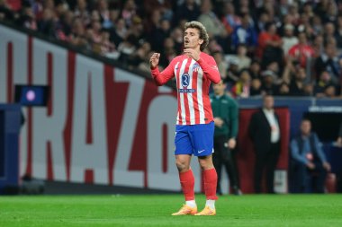 UEFA Şampiyonlar Ligi sırasında Atletico de Madrid 'den Antoine Griezmann, Madrid' den Borussia Dortmund arasında, 10 Nisan 2024 'te Madrid' de İspanya 'da. 