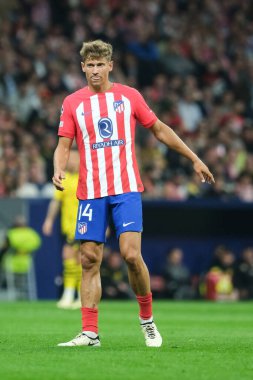 UEFA Şampiyonlar Ligi sırasında Atletico de Madrid 'den Marcos Llorente, Madrid' den Borussia Dortmund arasında, 10 Nisan 2024 'te Madrid' de İspanya 'da kuruldu.. 