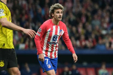 UEFA Şampiyonlar Ligi sırasında Atletico de Madrid 'den Antoine Griezmann, Madrid' den Borussia Dortmund arasında, 10 Nisan 2024 'te Madrid' de İspanya 'da. 