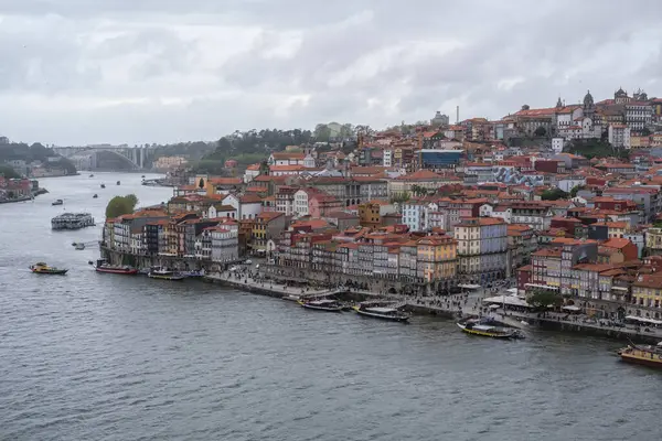 Porto Riviera Manzarası Porto Vila Nova Gaia Şehirleri Arasında Uzanan — Stok fotoğraf