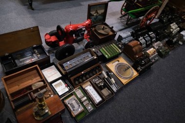 IFEM IFEMA, Madrid, 21 Nisan İspanya 'da LA ANTIK PASSION Almoneda, bir antika, sanat galerileri ve sergi etkinliği, ikinci el dekoratif unsurlar sergilendi.