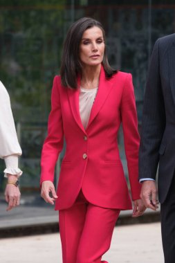 İspanya Kraliçesi Letizia, 26 Nisan 2024 tarihinde İspanya 'nın Madrid şehrinde düzenlenen Barcelona ve Albertville 1992 Olimpiyat Oyunları' na katılımıyla ilgili bir anma eylemine katılıyor..