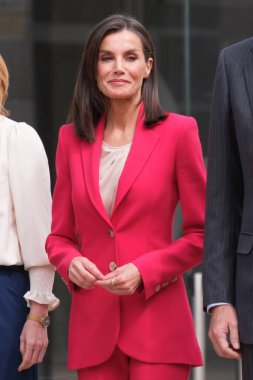 İspanya Kraliçesi Letizia, 26 Nisan 2024 tarihinde İspanya 'nın Madrid şehrinde düzenlenen Barcelona ve Albertville 1992 Olimpiyat Oyunları' na katılımıyla ilgili bir anma eylemine katılıyor..