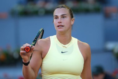 Aryna Sabalenka, 28 Nisan 2024 tarihinde İspanya 'nın Madrid kentinde La Caja Magica' da oynanan Mutua Madrid Açık 'ın altıncı gününde oynanan 32' nci Bayanlar Tekli Turunda Robin Montgomery 'ye karşı..