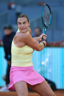 Aryna Sabalenka, 28 Nisan 2024 tarihinde İspanya 'nın Madrid kentinde La Caja Magica' da oynanan Mutua Madrid Açık 'ın altıncı gününde oynanan 32' nci Bayanlar Tekli Turunda Robin Montgomery 'ye karşı..