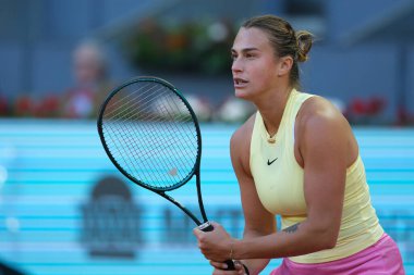 Aryna Sabalenka, 28 Nisan 2024 tarihinde İspanya 'nın Madrid kentinde La Caja Magica' da oynanan Mutua Madrid Açık 'ın altıncı gününde oynanan 32' nci Bayanlar Tekli Turunda Robin Montgomery 'ye karşı..