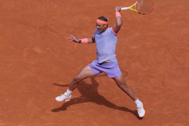 İspanya 'dan Rafael Nadal, 29 Nisan 2024 tarihinde İspanya' nın Madrid kentinde La Caja Magica 'da oynanan Mutua Madrid Açık' ta oynanan 32 'nci tur karşılaşmasında Cachin' e karşı oynamıştır.