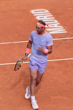İspanya 'dan Rafael Nadal, 29 Nisan 2024 tarihinde İspanya' nın Madrid kentinde La Caja Magica 'da oynanan Mutua Madrid Açık' ta oynanan 32 'nci tur karşılaşmasında Cachin' e karşı oynamıştır.