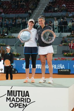 Sara Sorribes ve Cristina Bucsa Mutua Madrid Açık 'ta oynanan bayanlar çiftler finalinde 5 Mayıs 2024 tarihinde Madrid, İspanya' da Barbora Krejcikova ve Laura Siegemund 'a karşı oynadılar..