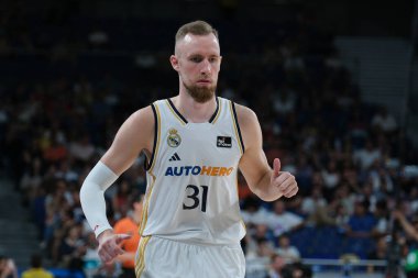 Real Madrid ve Baskonia arasında oynanan karşılaşmada Real Madrid 'den Dzanan Musa oyuncusu - Liga Endesa, WiZink Center' da 12 Mayıs 2024 tarihinde İspanya 'nın başkenti Madrid' de oynanmıştır.