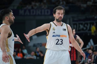 Real Madrid 'den Sergio Llull oyuncusu Real Madrid ve Baskonia - Liga Endesa arasında oynanan karşılaşmada 12 Mayıs 2024 tarihinde Madrid, İspanya' da WiZink Center 'da