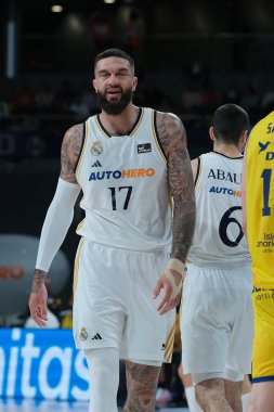 Real Madrid 'den Vincent Poirier, Real Madrid ile Gran Canaria arasında oynanan Liga Endesa ACB çeyrek final maçında 15 Mayıs 2024 tarihinde İspanya' nın başkenti Madrid 'de oynanmıştır.