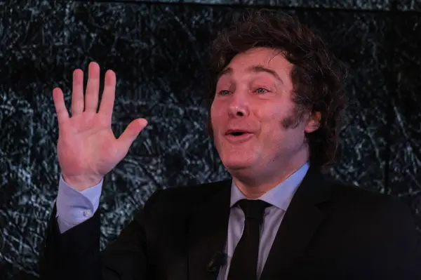 17 Mayıs 2024 'te İspanya' nın Madrid kentinde La Razon 'da 