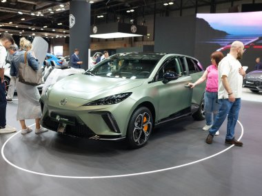 Araba Madrid Araba Deneyimi, Madrid otomobil fuarı, Madrid Ifema Fuarı 'nda 22 Mayıs 2024 tarihinde Madrid, İspanya' da sergilenmektedir.