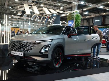 Araba Madrid Araba Deneyimi, Madrid otomobil fuarı, Madrid Ifema Fuarı 'nda 22 Mayıs 2024 tarihinde Madrid, İspanya' da sergilenmektedir.