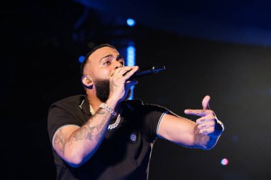 Porto Rikolu şarkıcı Eladio Carrion, 25 Mayıs 2024 tarihinde İspanya 'nın Madrid şehrinde gerçekleştirilen Wizink Center' da Sol Maria Tour sırasında sahne aldı.