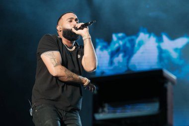 Porto Rikolu şarkıcı Eladio Carrion, 25 Mayıs 2024 tarihinde İspanya 'nın Madrid şehrinde gerçekleştirilen Wizink Center' da Sol Maria Tour sırasında sahne aldı.