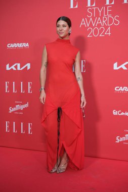 Anita Matamoros, İspanya 'nın başkenti Madrid' de düzenlenen 2024 Galeria de Cristal, Palacio de Cibeles 'in fotoğraf çekimine katıldı.