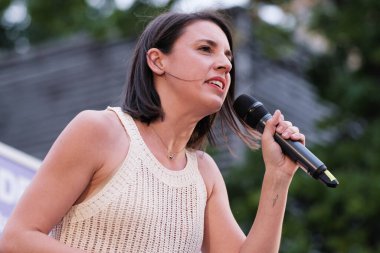 Podems 'in Avrupa seçimleri adayı Irene Montero, Podems' in 9J Avrupa seçimleri için 7 Haziran 2024 tarihinde Madrid İspanya 'da gerçekleştirilen seçim kampanyasının sonunda