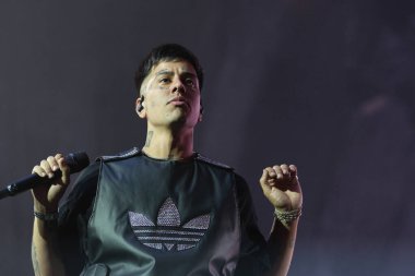 Arjantinli şarkıcı Duki, 8 Haziran 2024 'te İspanya' nın Madrid şehrinde Santiago Bernabeu Stadyumu 'nda bir konser verdi.. 