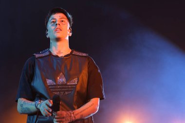 Arjantinli şarkıcı Duki, 8 Haziran 2024 'te İspanya' nın Madrid şehrinde Santiago Bernabeu Stadyumu 'nda bir konser verdi.. 