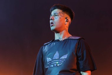 Arjantinli şarkıcı Duki, 8 Haziran 2024 'te İspanya' nın Madrid şehrinde Santiago Bernabeu Stadyumu 'nda bir konser verdi.. 