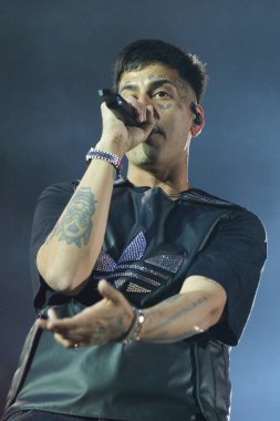 Arjantinli şarkıcı Duki, 8 Haziran 2024 'te İspanya' nın Madrid şehrinde Santiago Bernabeu Stadyumu 'nda bir konser verdi.. 