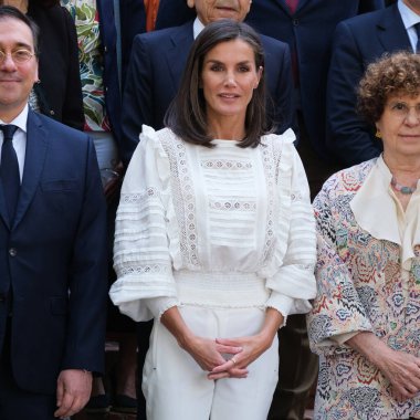 İspanya Kraliçesi Letizia 12 Haziran 2024 'te İspanya' nın Madrid kentinde bulunan geleneksel Öğrenci Konutunu (Residencia de Estudiantes) ziyaret eder..