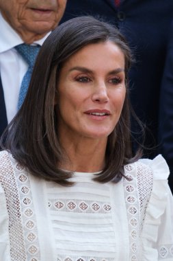 İspanya Kraliçesi Letizia 12 Haziran 2024 'te İspanya' nın Madrid kentinde bulunan geleneksel Öğrenci Konutunu (Residencia de Estudiantes) ziyaret eder..