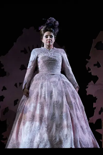 stock image Singers perform during representation of the opera Dona Francisquita (Miss Francisquita) by the Spanish composer Amadeo Vives on stage at the Zarzuela Theater on June 14, 2024 in Madrid Spain