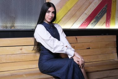 Venezuelalı etkili Surthany Hejeij namı diğer Surthycooks 18 Haziran 2024 'te Madrid, İspanya' da bir portre çekimi için poz veriyor.