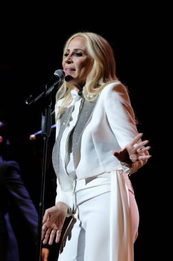 Şarkıcı Marta Sanchez, İspanya 'nın Madrid şehrinde 19 Haziran 2024 tarihinde düzenlenen Universal Music Festival 2024' te sahne almaktadır..