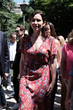 Madrid Topluluğu Başkanı Isabel Diaz Ayuso, 22 Haziran 2024 tarihinde Madrid, İspanya 'da Berlin Park' ta düzenlenen bir etkinlikte. 