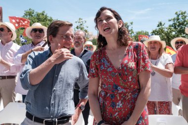 Madrid Topluluğu Başkanı Isabel Diaz Ayuso, 22 Haziran 2024 tarihinde Madrid, İspanya 'da Berlin Park' ta düzenlenen bir etkinlikte. 