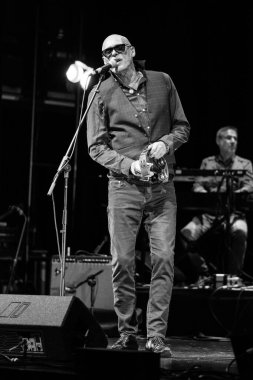 The Christian adlı müzik grubundan Garry Christian, 27 Haziran 2024 tarihinde İspanya 'nın Madrid kentinde gerçekleştirilen Universal Music Festival 2024' te sahne aldı..