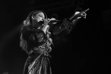 Arjantinli şarkıcı Flor Bertotti, 30 Haziran 2024 'te Madrid' deki Wizcenter 'da sahne aldı.