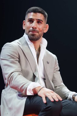 Ilia Topuria, Movistar + tarafından Gran Teatro Caixabank Prncipe Po 'da sunulan 