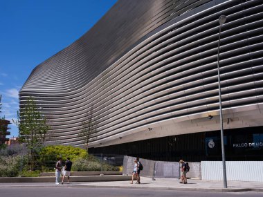 İspanya 'nın Madrid şehrindeki Real Madrid' in Santiago Bernabeu Stadyumu 'nun 9 Temmuz 2024 tarihli dış manzarası.