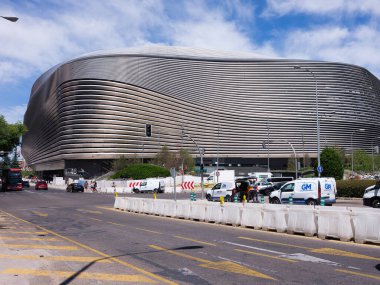İspanya 'nın Madrid şehrindeki Real Madrid' in Santiago Bernabeu Stadyumu 'nun 9 Temmuz 2024 tarihli dış manzarası.