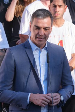 Pedro Sanchez, İspanya 'nın başkenti Madrid' deki Plaza de Colon 'da 15 Temmuz 2024' te düzenlenen UEFA 2024 kutlamaları sırasında